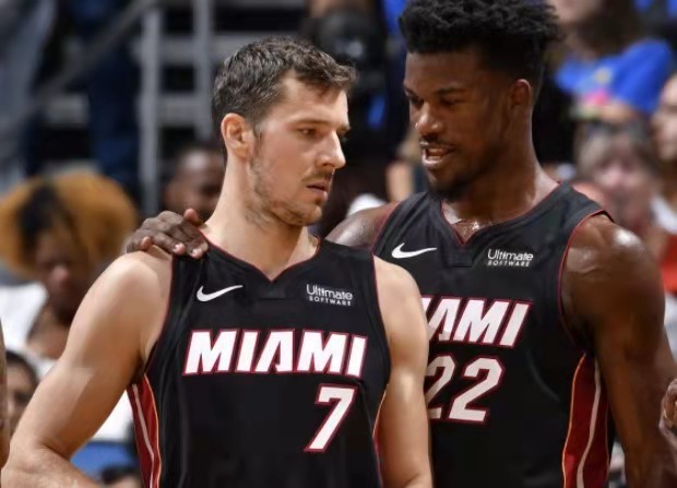 该胜利背后 该胜利背后